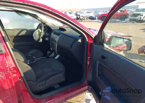 2010 Ford Focus Se из США, поврежденный, VIN 1FAHP3FN3AW140468